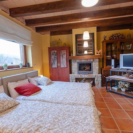 Pradena del RinconEl Huerto De Leon别墅 外观 照片
